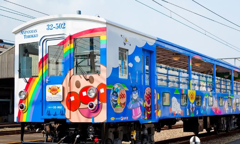 瀨戶大橋麵包超人觀光小火車 (trolley train)